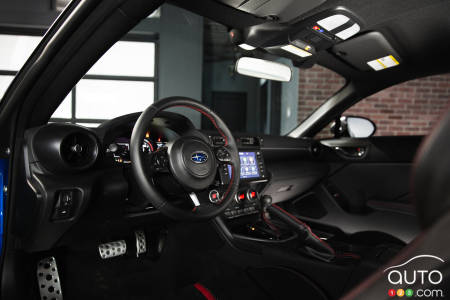 Subaru BRZ, intérieur